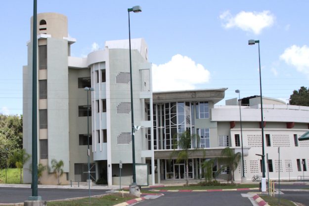 Edificio ADEM UPRM Edificio ADEM UPRM