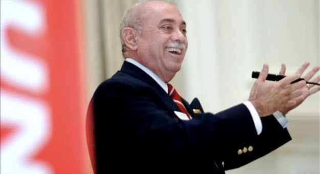 doctor Martin Louis Vega