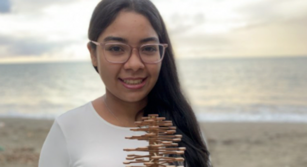 La estudiante colegial Gabriela Yañez