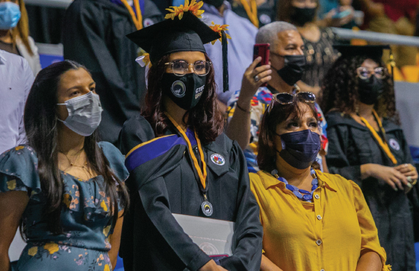 Graduacion-2021-UPR-Arecibo(00)