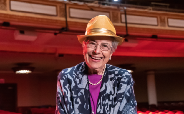 Myrna Casas Myrna Casas