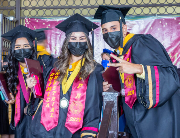 UPRHGrad2021 3 UPRHGrad2021 3