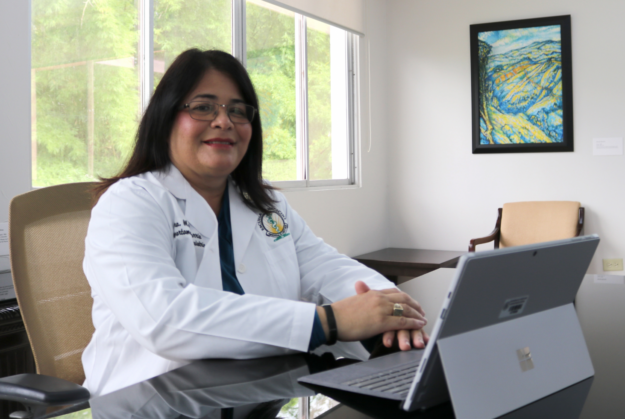 Dra. Mayra Olavarría Dra. Mayra Olavarría