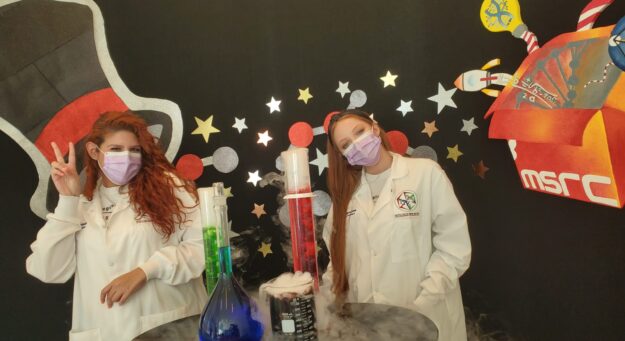 El Centro de Investigación en Ciencias MOleculares celebra una vez más su Casa Abierta