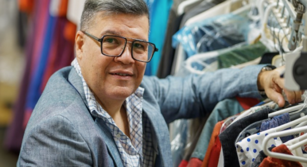 Juan Ortega - Profesor Miguel Vando Premio Excelencia URTA