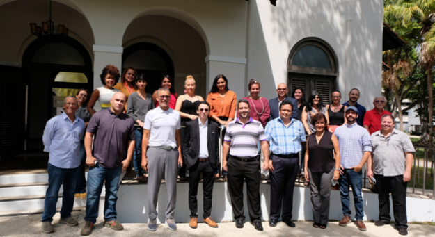 Gabriela Carrasquillo Piñeiro | Integrantes de la primera cohorte de incubación de UPR i+c Labs junto con el equipo del Centro de Apoyo a la Innovación y Comercialización