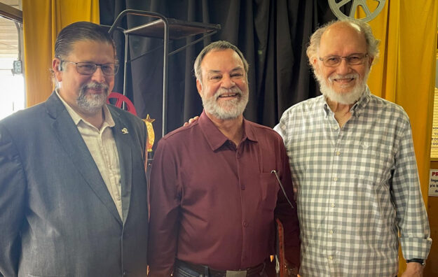 Jacobo Morales, Pedro Muñiz y Dr. Miguel Vélez Rubio Jacobo Morales, Pedro Muñiz y Dr. Miguel Vélez Rubio