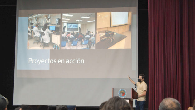 Actividad de reconocimiento a estudiantes de investigación 2 Actividad de reconocimiento a estudiantes de investigación 2