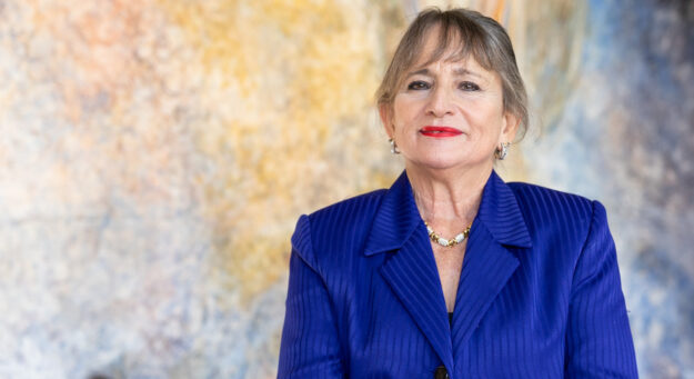 Rector Interina Dra Angelica Varela Llavona