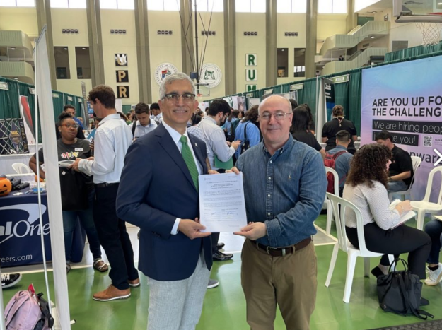 Dr. Agustín Rullán y Nelson Perea Dr. Agustín Rullán y Nelson Perea