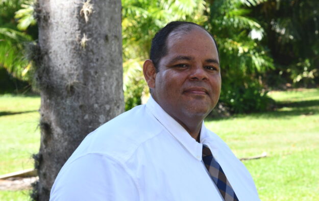 Dr. Julio C. Hernández Correa Dr. Julio C. Hernández Correa