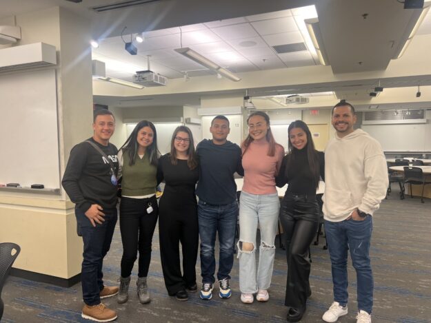 Estudiantes de UPR Aguadilla participan de taller en MIT Estudiantes de UPR Aguadilla participan de taller en MIT