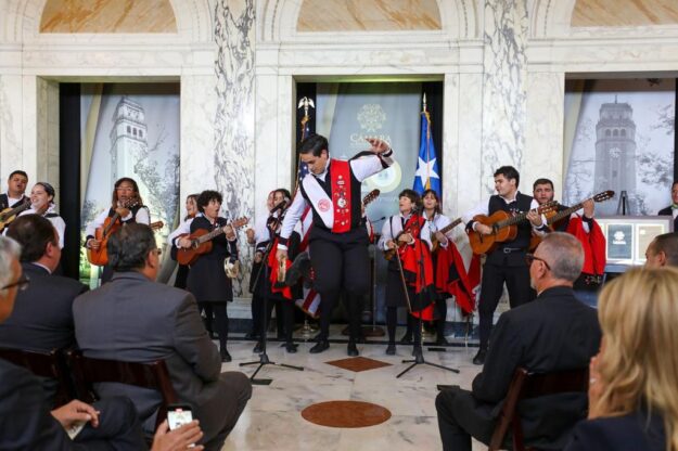 La Universidad de Puerto Rico (UPR) celebra 120 años de su fundación. CELEBRA LA UPR 120 AÑOS DE SU FUNDACIÓN