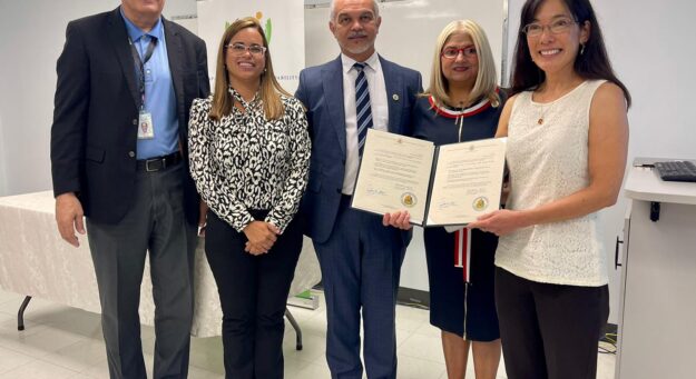 Ciencias Médicas reconoce a investigadora de renombre global como mentora de sus investigadores jóvenes
