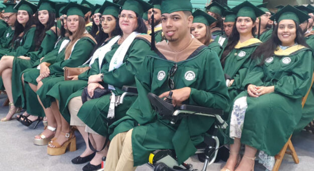 Kevin Varela Valentín: Una inspiradora historia de superación Se gradúa de Maestría del RUM