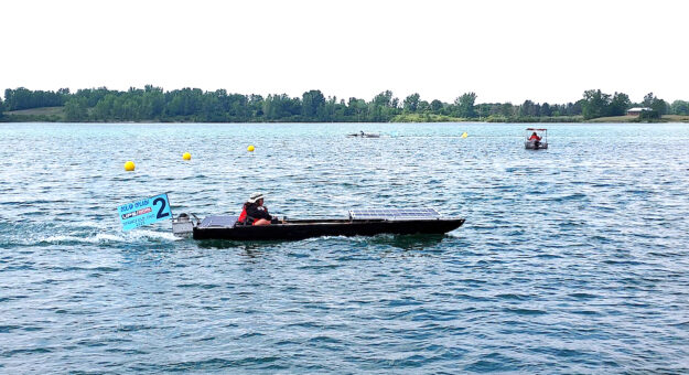 Bote solar del RUM recupera campeonato en competencia en Ohio