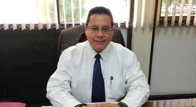 rector interino UPR Humacao