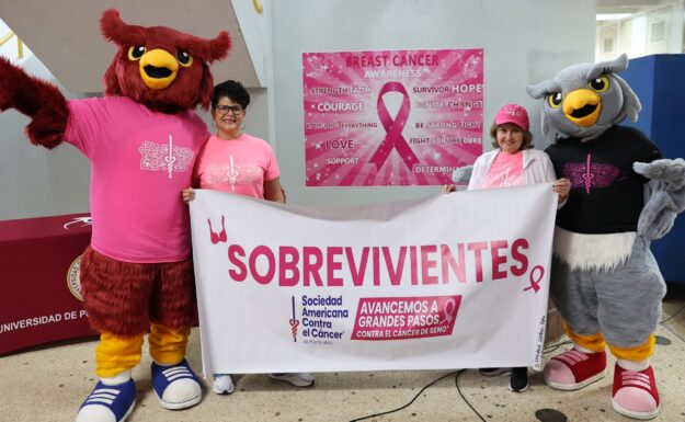 UPRH se viste de rosa contra el cáncer de seno UPRH se viste de rosa contra el cáncer de seno