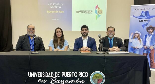 UPR Bayamón impulsa el desarrollo de talentos tecnológicos en Puerto Rico con el Programa '21 Century Techforce'