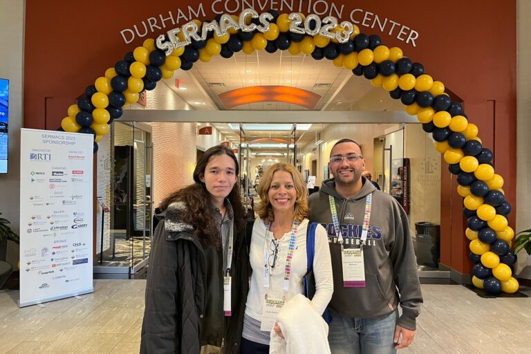 Estudiantes y profesores boricuas se destacan en conferencias científicas internacionales