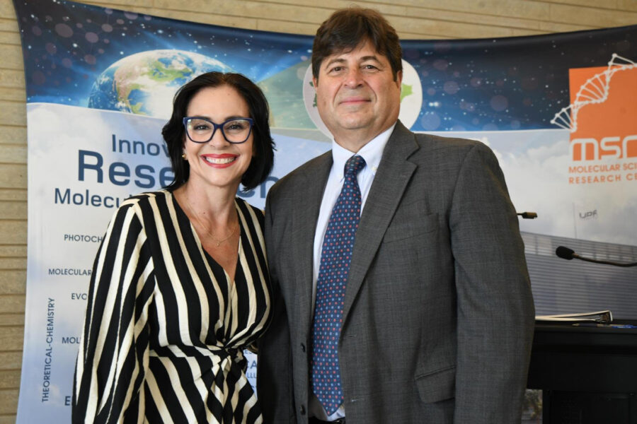 Dra. Yanira Raices Vega (Secretaria del Departamento de Educación de Puerto Rico), junto al Dr. José A. Lasalde Dominicci