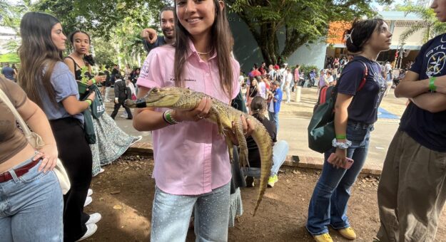 Con la visita de sobre tres mil estudiantes de escuelas del país el RUM celebra su Casa Abierta