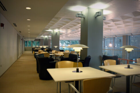 Sala_de_Estudio_Mezzanine.jpg prueba