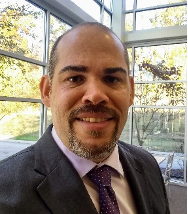 Foto del Dr. Juan Santana