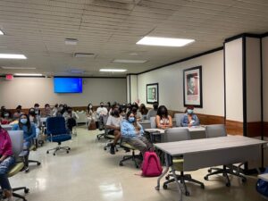 CHARLA CONTAMINACIÓN AMBIENTAL Foto 2