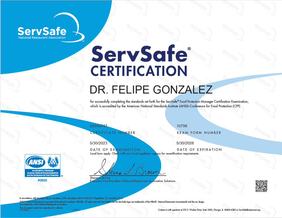 Certificación de ServSafe al Dr. Felipe González