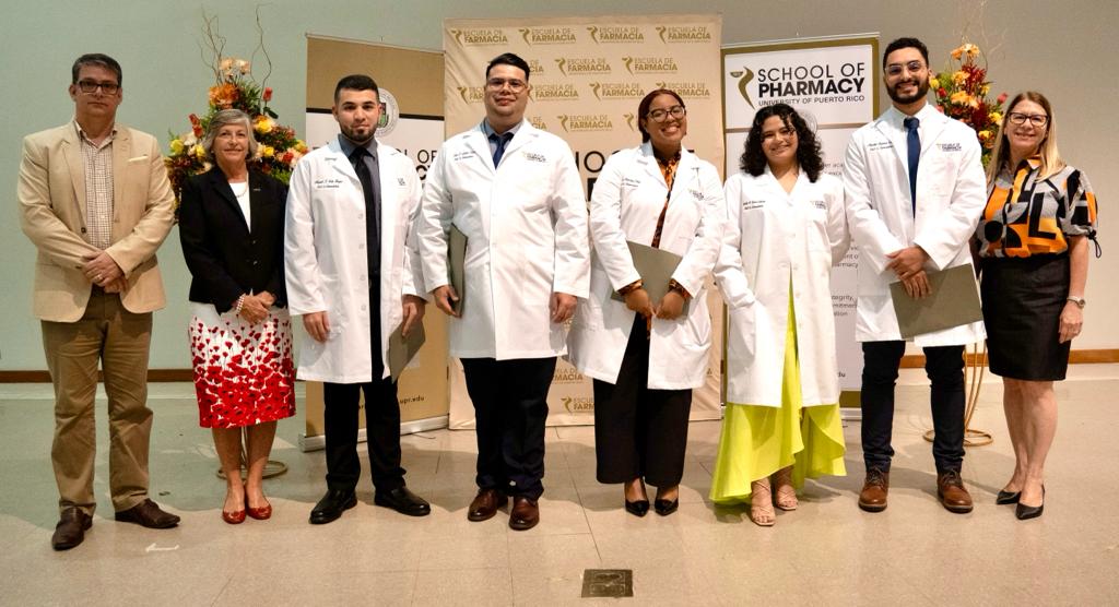 Escuela de Farmacia de la UPR conmemora su Ceremonia de Bata Blanca en el marco de la celebración de su 110 Aniversario