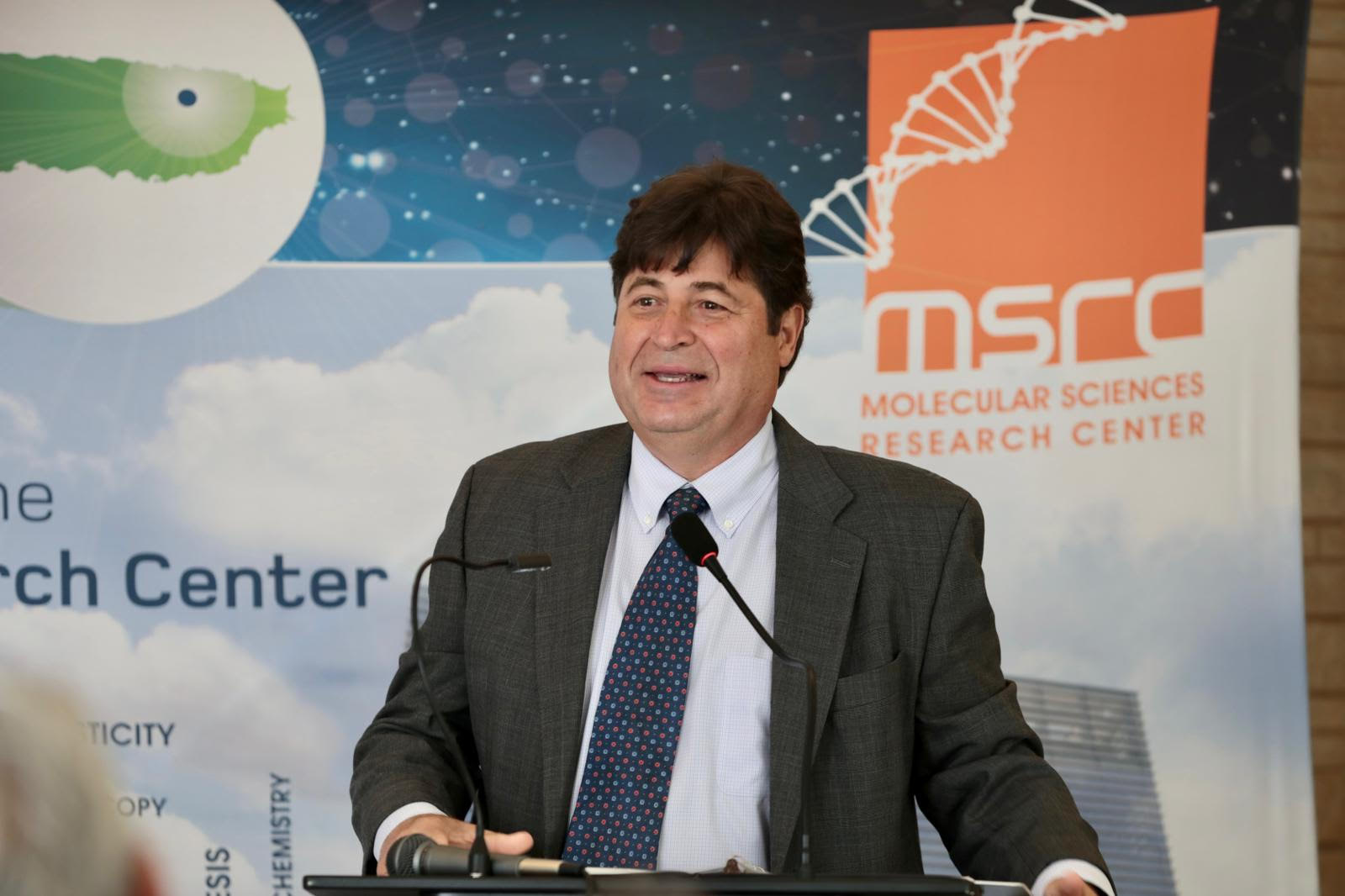 Dr. José A. Lasalde Dominicci Dr. José A. Lasalde Dominicci