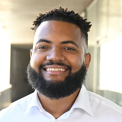 Exalumno de la UPR seleccionado en prestigioso instituto médico de EE.UU. para continuar su formación postdoctoral