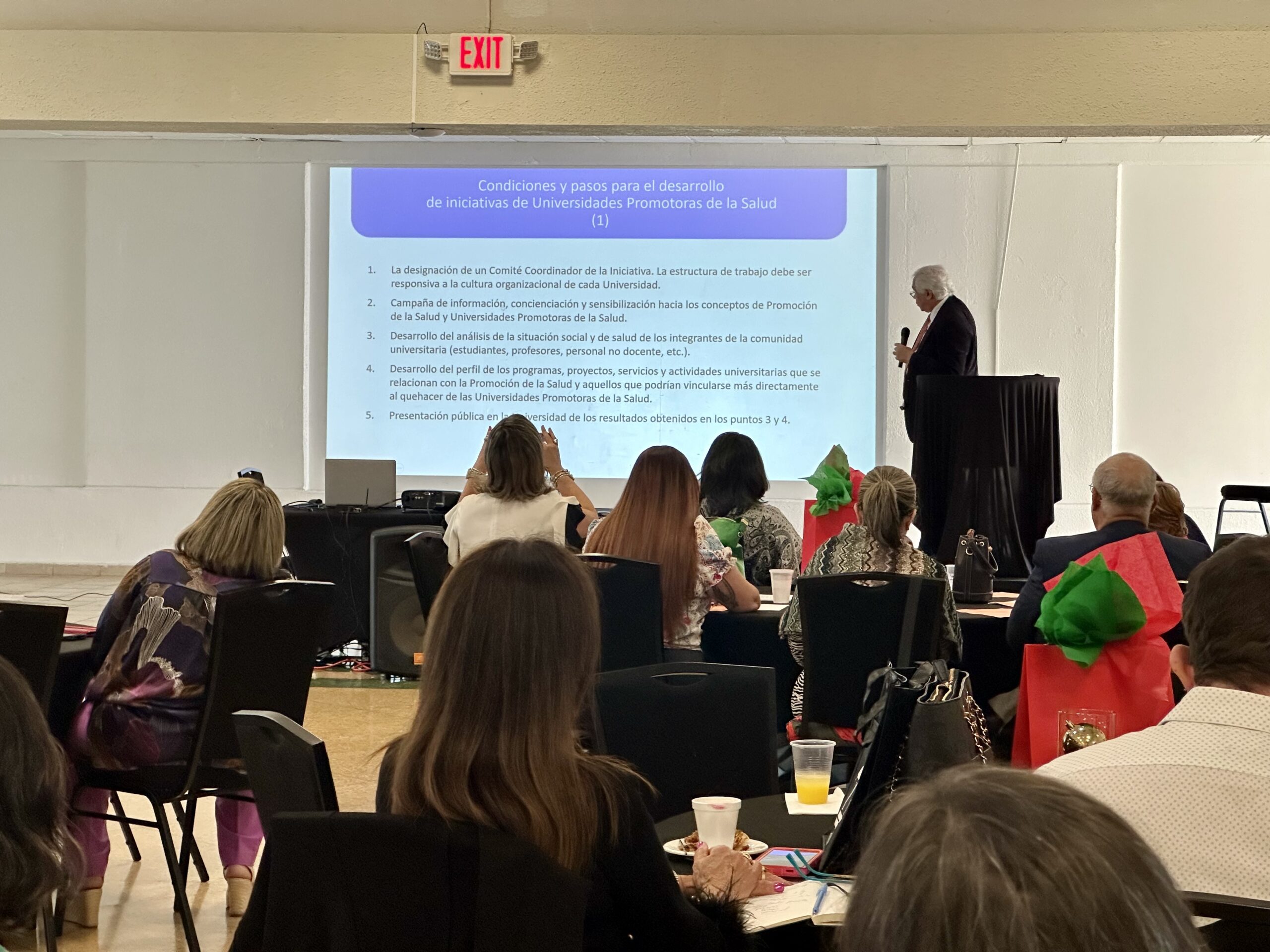 IMG_5974 (1) Representantes de las diferentes universidades de Puerto Rico en el consorcio Interuniversitario CRUSADA.