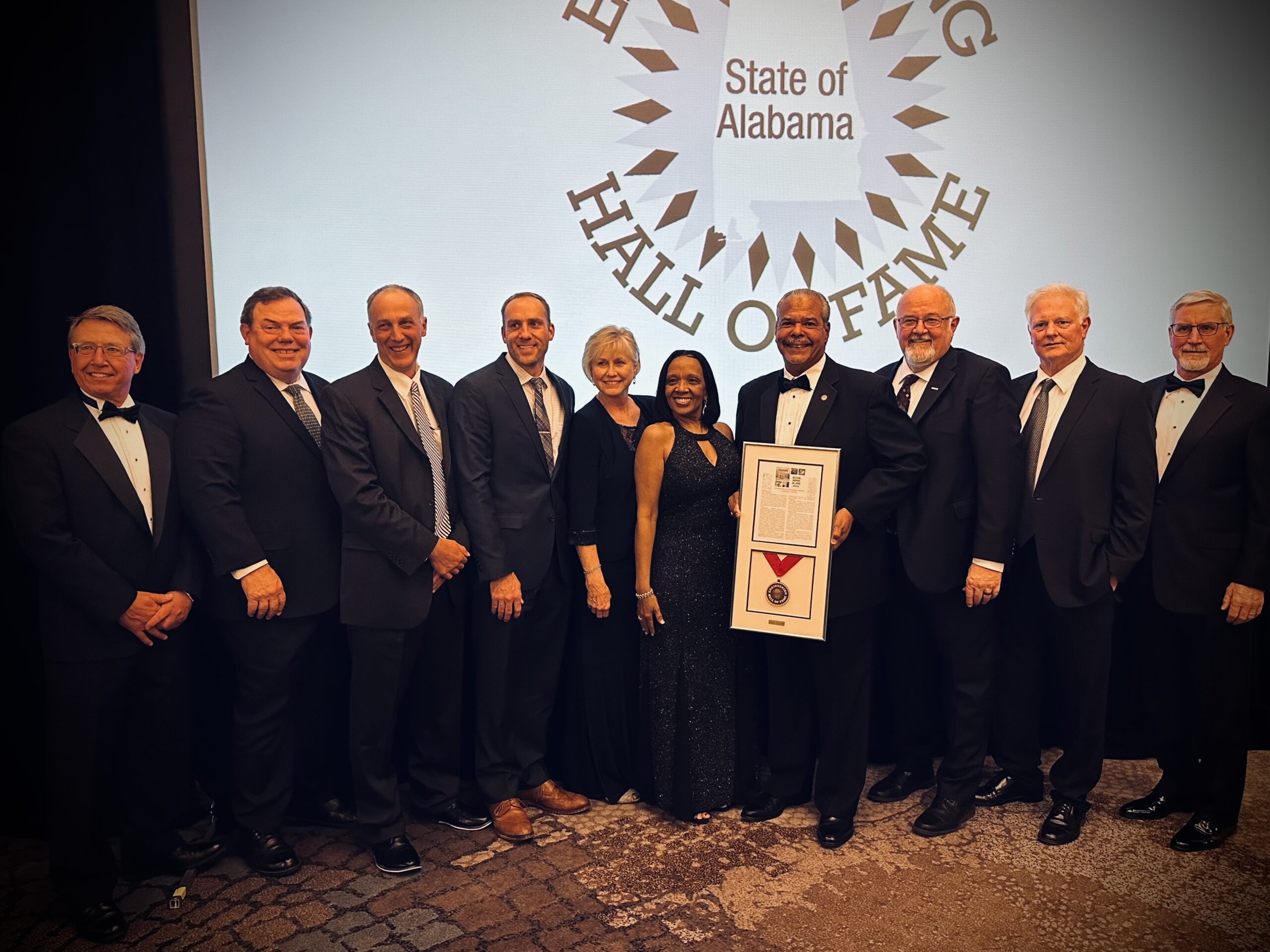 INTUITIVE Instalada en el Salón de la Fama de la Ingeniería del Estado de Alabama