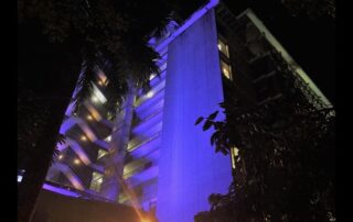 Ciencias Médicas se ilumina de púrpura para concienciar sobre las Enfermedades Inflamatorias del Intestino