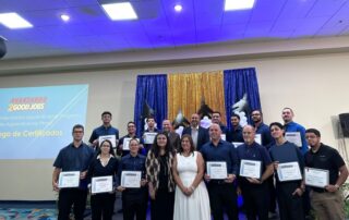 Entregan certificados a estudiantes del Programa de Asistente de Mecánica de Aviación