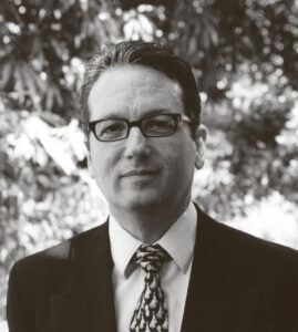 Perfil del doctor Antonio R. García Padilla