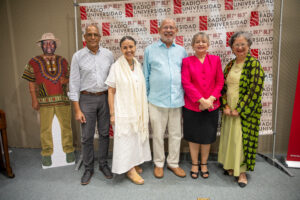 miembros Comité Centenario Tite Curet- Héctor Peña, Dra. Virgen Cáceres, José Rodríguez, Dra. Angélica Varela, Linda Hernández