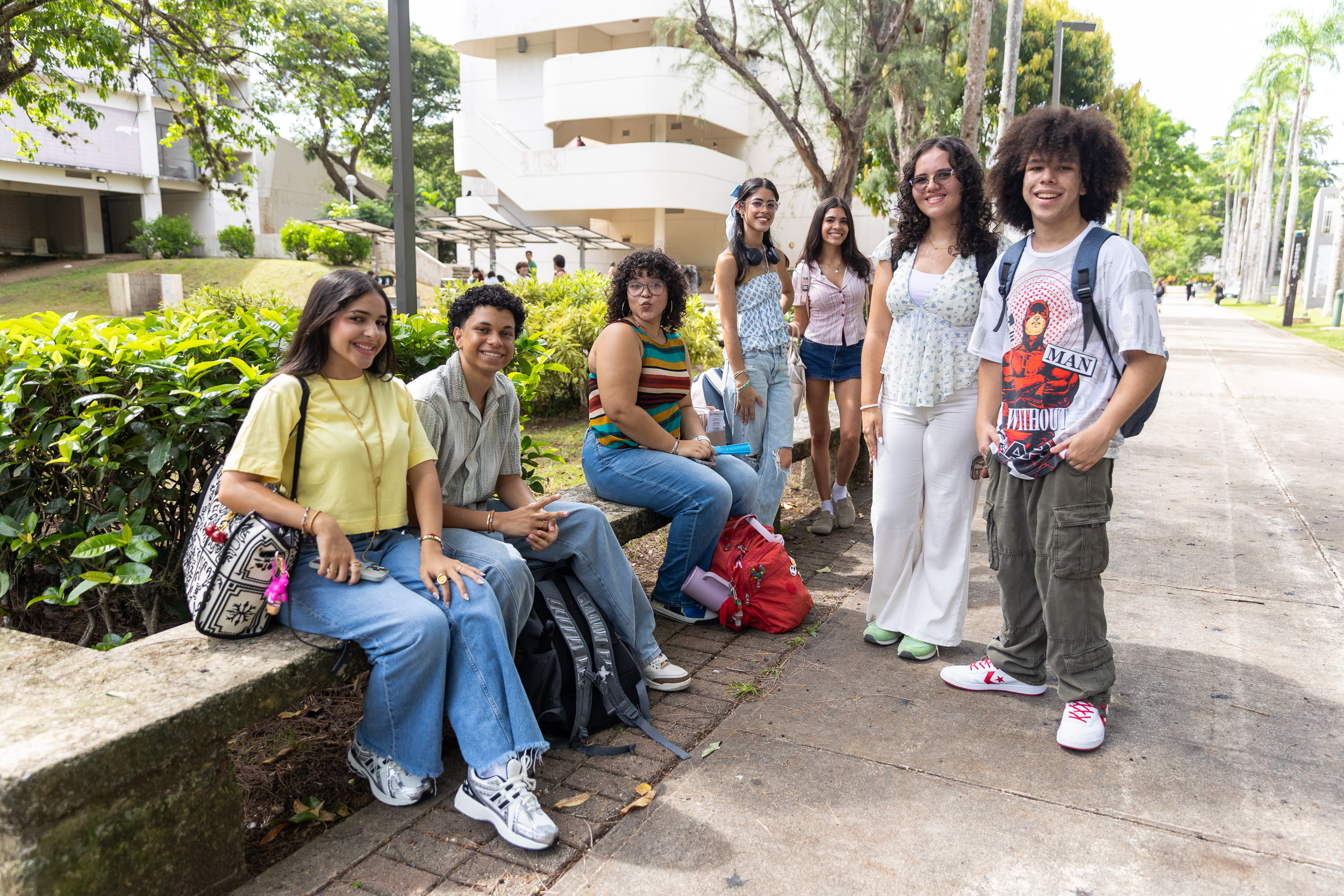 studiantes en el primer día de clases en el Recinto de Río Piedras de la UPR studiantes en el primer día de clases en el Recinto de Río Piedras de la UPR