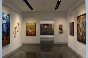 Vista de sala, Surcos, MUSA (Museo de Arte UPR-Mayagüez) - segundo punto de vista.