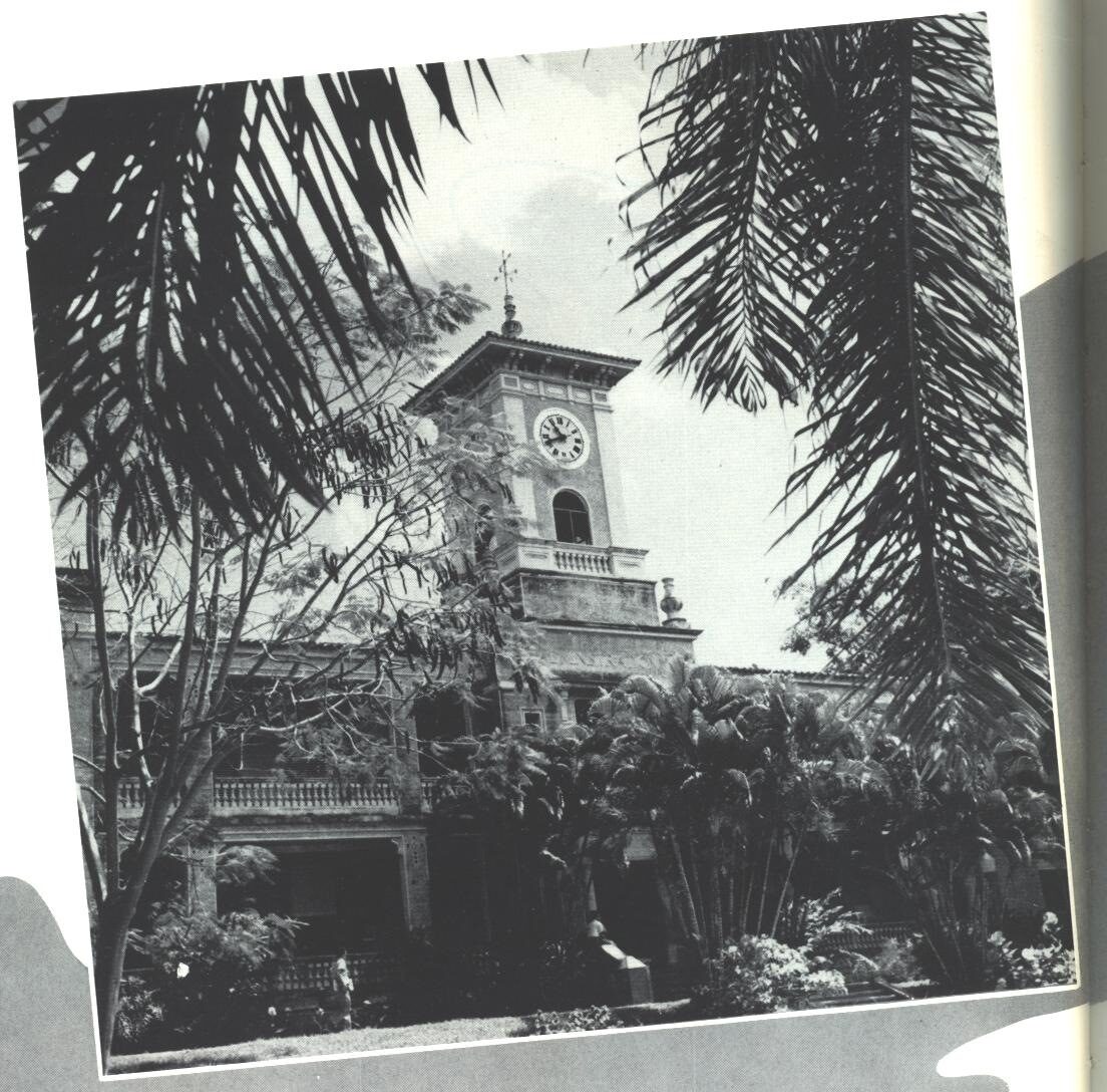 1 Foto antigua del edificio Jose de Diego - Rectoria