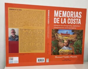 Viendo la cubierta y contra cubierta del libro Memorias de la Costa