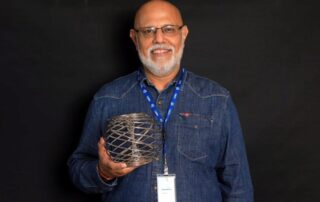 Científico del RUM forma parte de colaboración premiada con el Breakthrough Prize en Física Fundamental