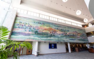 La Escuela de Derecho del Recinto de Río Piedras de la UPR obtiene premio para la restauración del icónico y monumental tapiz “Madrugada”