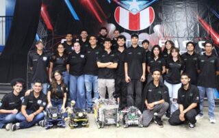 AON Robotics del RUM conquista el primer lugar en Puerto Rico y avanza al mundial de VEX Robotics