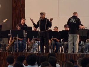 Presentación de la Escuela de Bellas Artes C.A.B.A, junto a sus maestros Wilson Santiago y José De La Cruz 