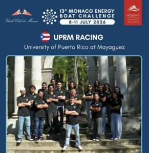 Foto grupal de los estudiantes del Recinto Universitario de Mayagüez rumbo a la competencia mundial que se realizará en Mónaco.