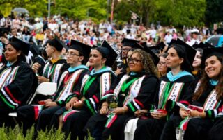 UPR Cayey gradúa a 311 estudiantes y entrega por primera vez la Medalla de la Rectora