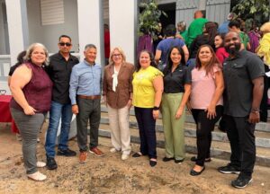 Inauguration del Instituto de Lideres Comunitarios en el Anexo de la Escuela Jose Facundo Cintrón Yabucoa